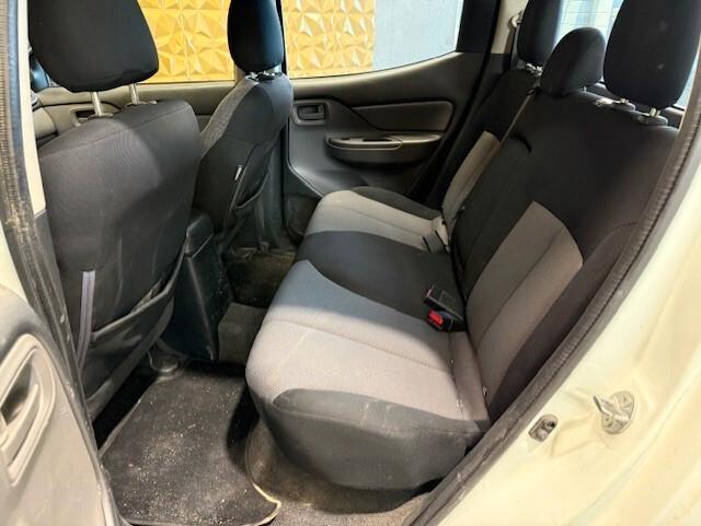 Mitsubishi L200 2.4 DI-D/154CV Double Cab Invite