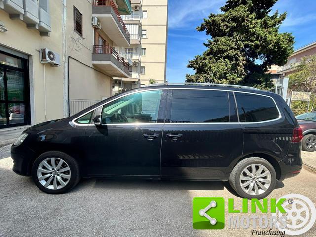 VOLKSWAGEN Sharan .