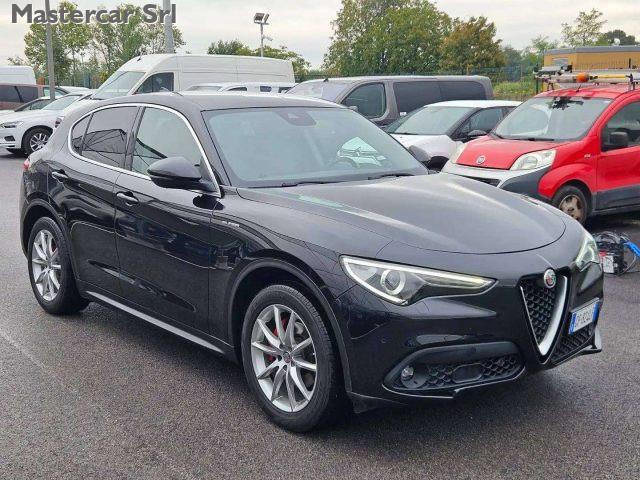 ALFA ROMEO Stelvio Stelvio 2.2 t Executive Q4 190cv auto - GF824LF