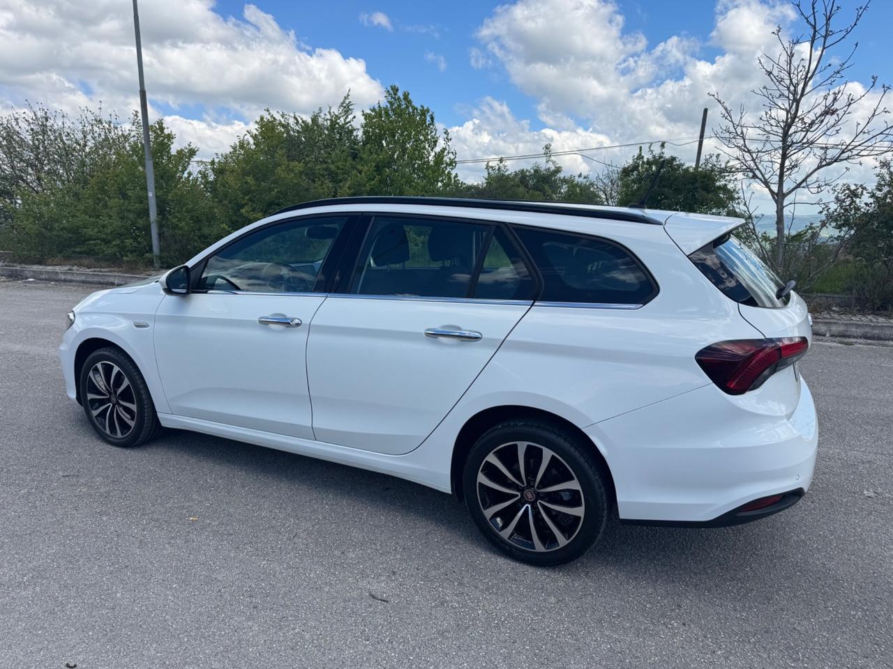 Fiat Tipo 1.6 Mjt S&S SW Lounge