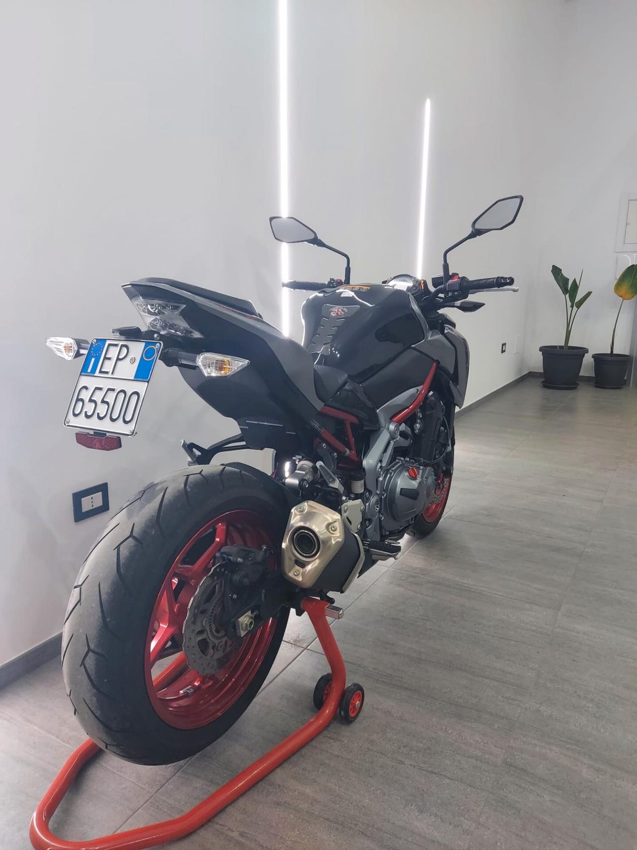 Kawasaki Z 900 2019