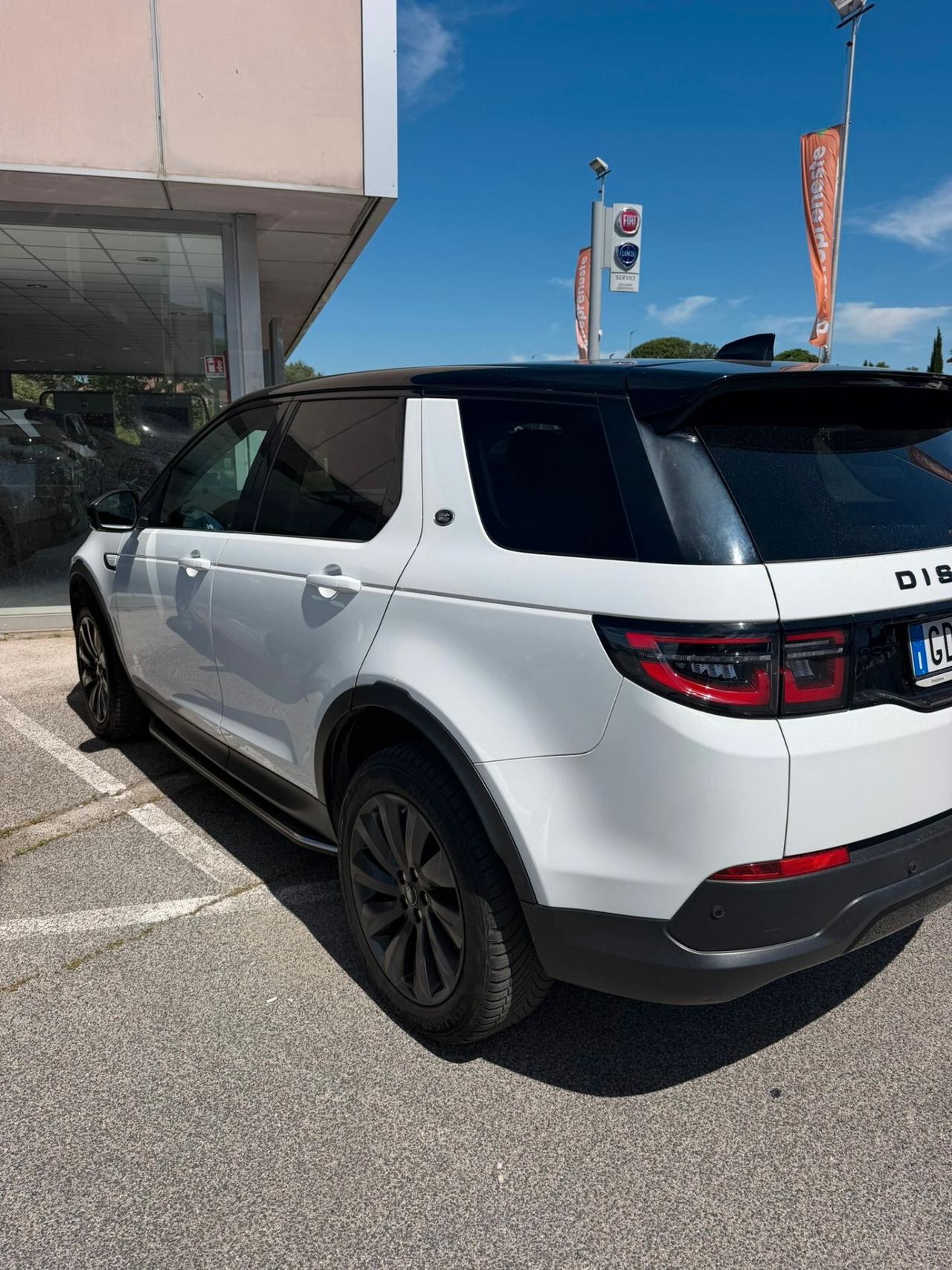 Land Rover Discovery Sport 2.0 eD4 163 CV 2WD R-Dynamic SE