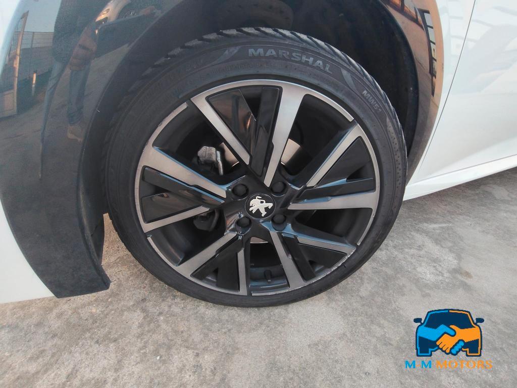 Peugeot 208 5 Porte 208 1.2 puretech GT s&s 130cv eat8