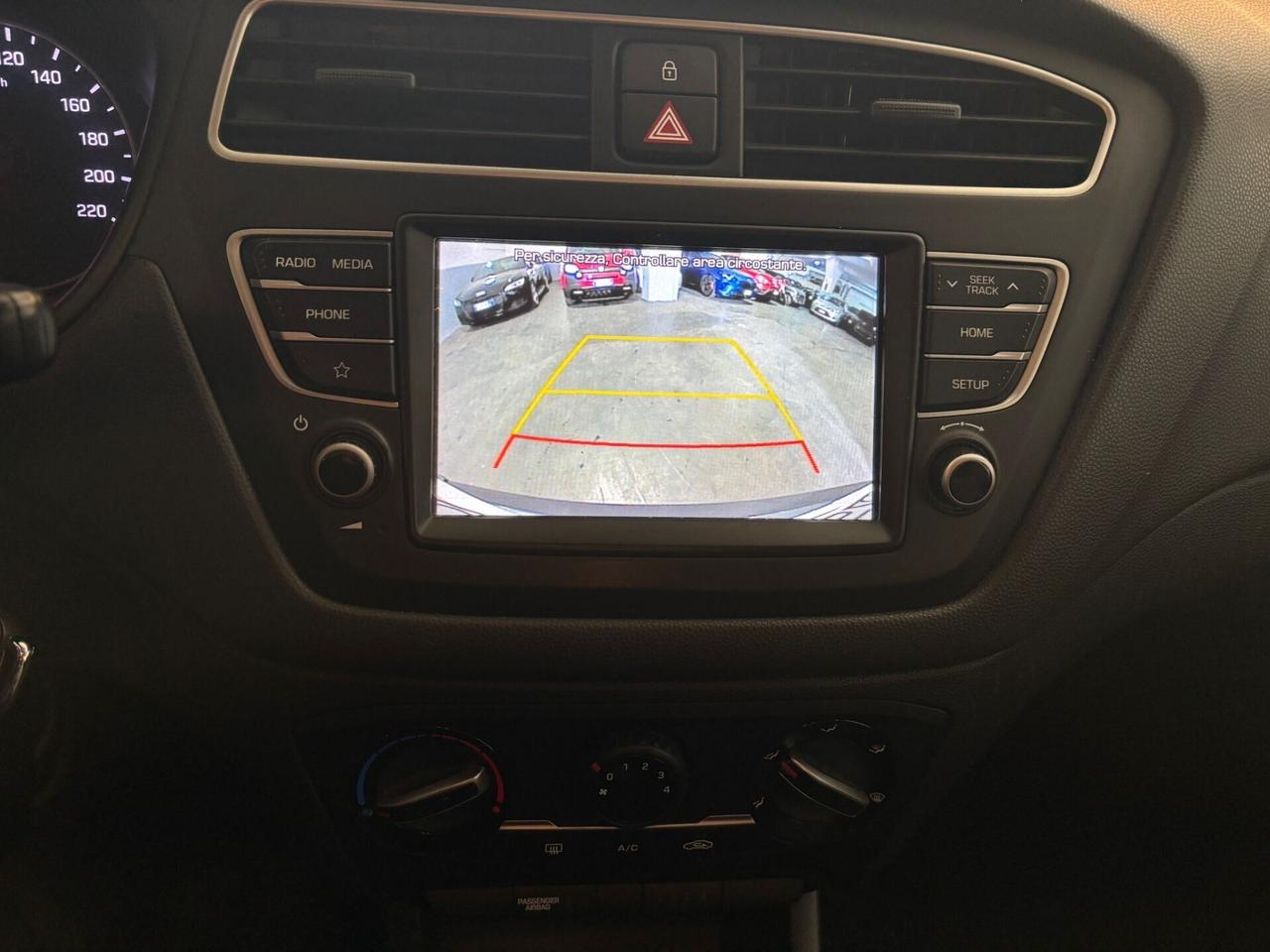 Hyundai i20 1.2 GPL - UNIPRO