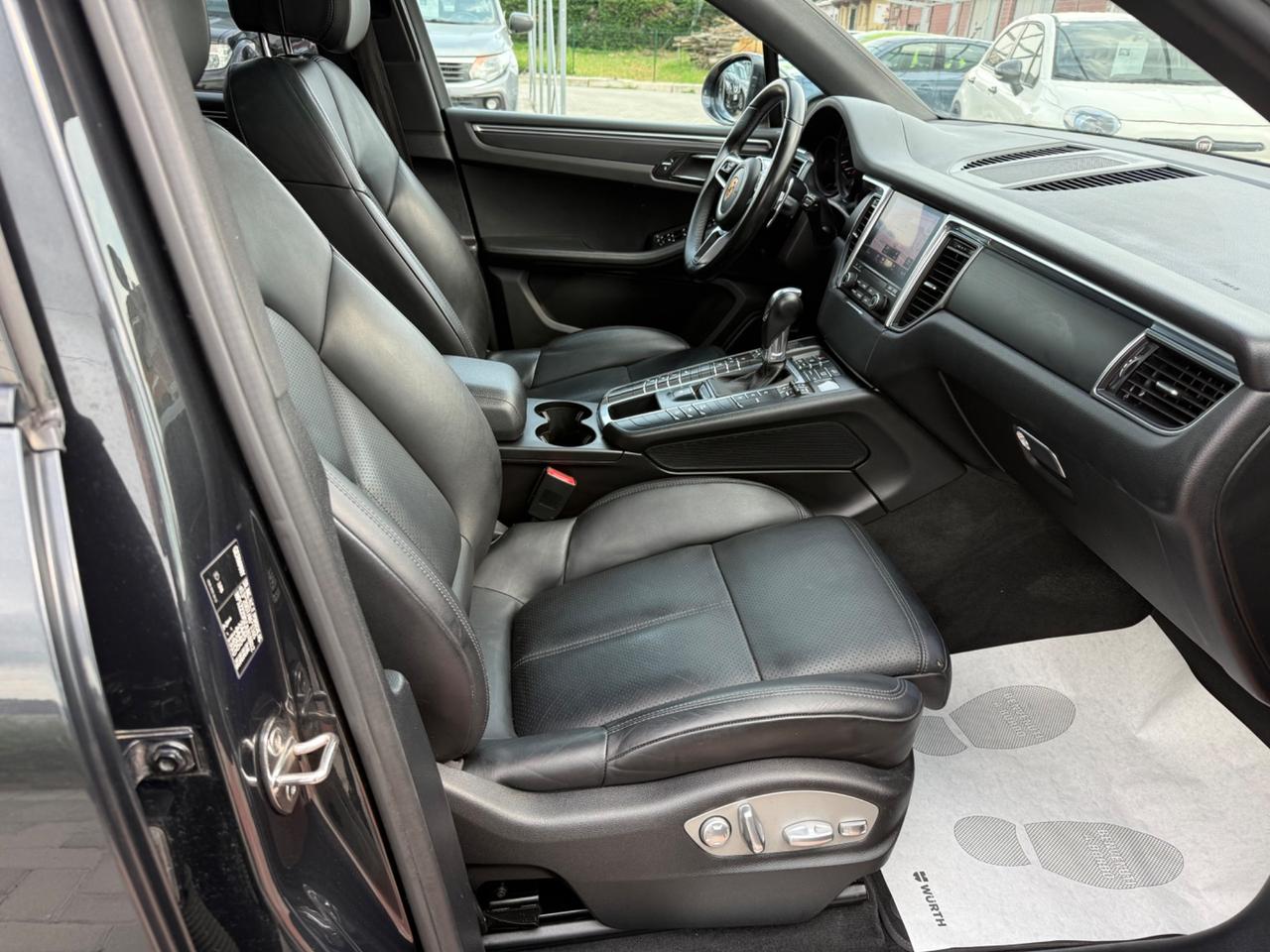 Porsche Macan 2.0 PDK 252CV TETTO APRIBILE.SOSPENSIONI PNE