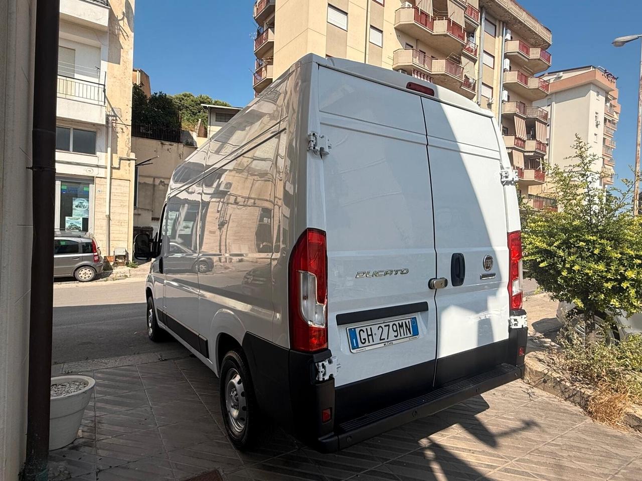 FIAT DUCATO 33 2.2 MJT 120CV