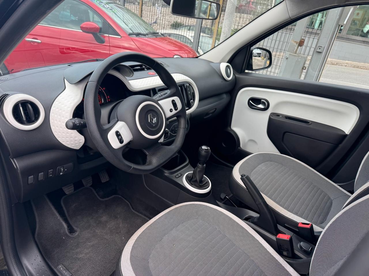 Renault Twingo 1.0cc SCe 65cv Equilibre