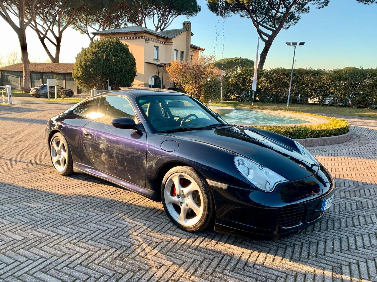 Porsche 911 Carrera 4S cat Coupé