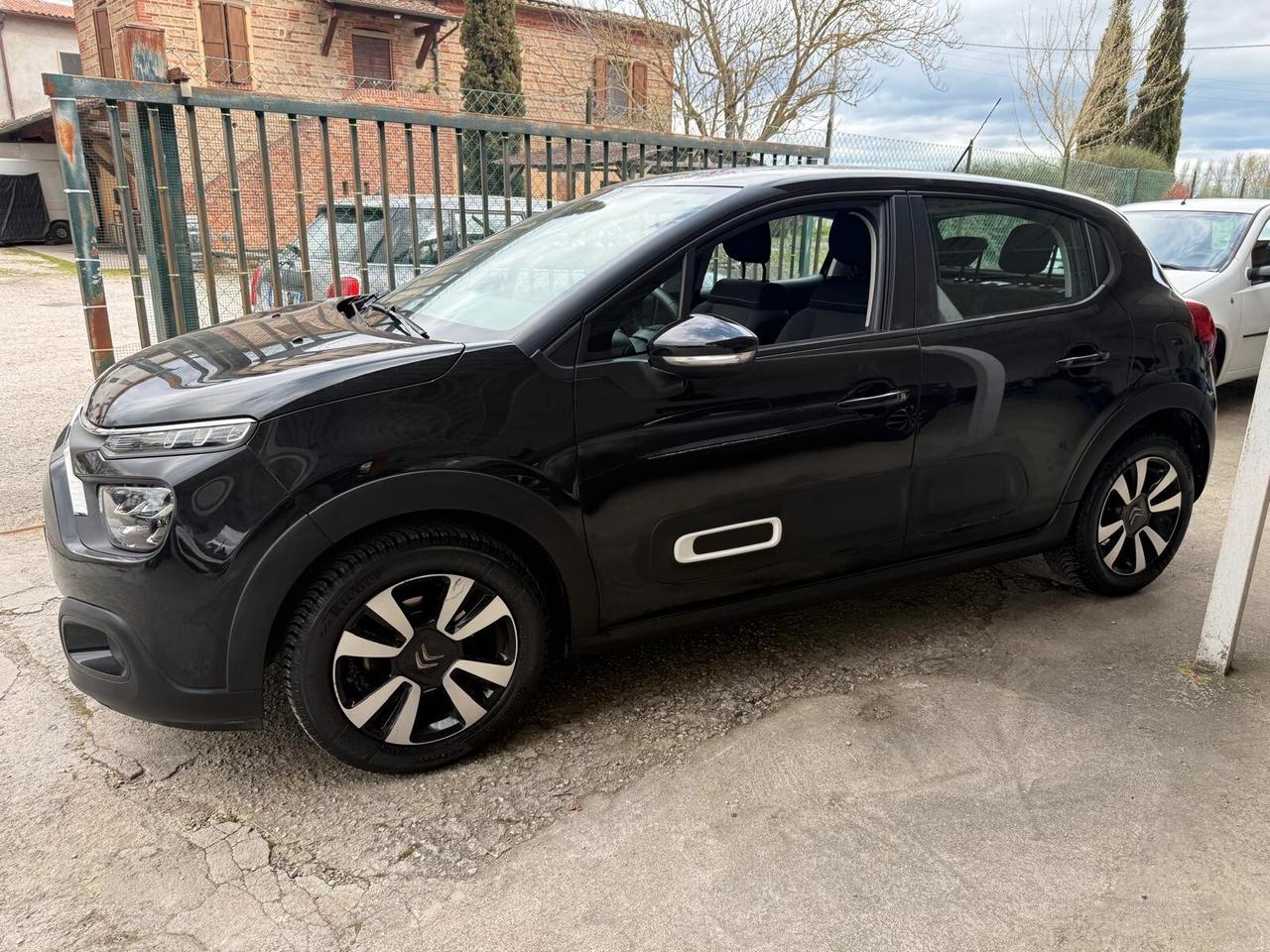 Citroen C3 PureTech 83 S&S Shine