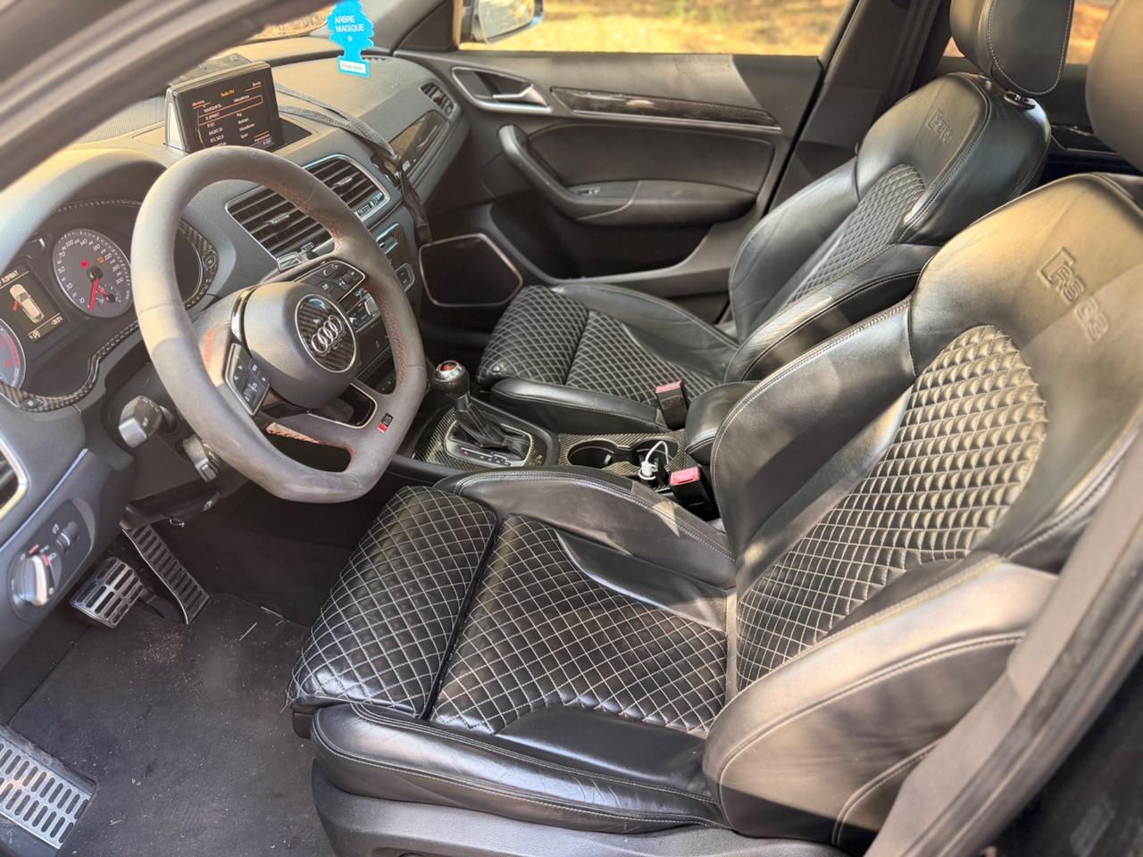 Audi Q3 RS 2.5 TFSI quattro S tronic performance