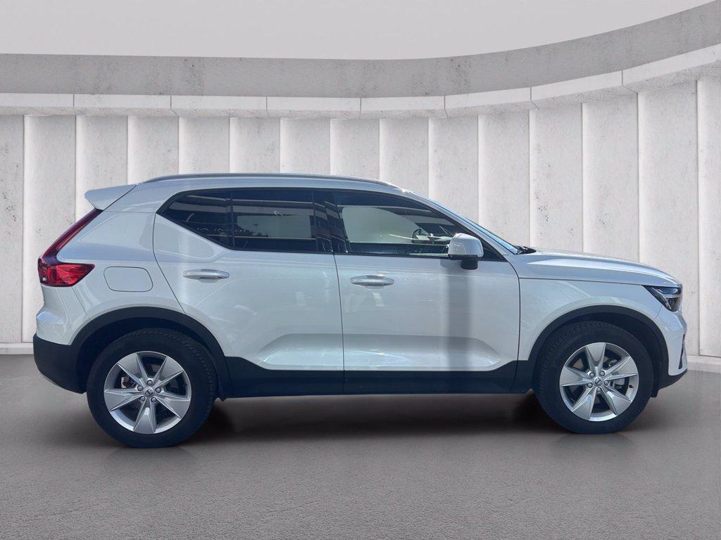 VOLVO XC40 2.0 b3 Core auto del 2025