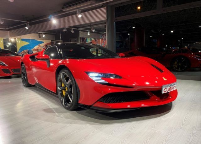 FERRARI SF90 ASSETTO FIORANO