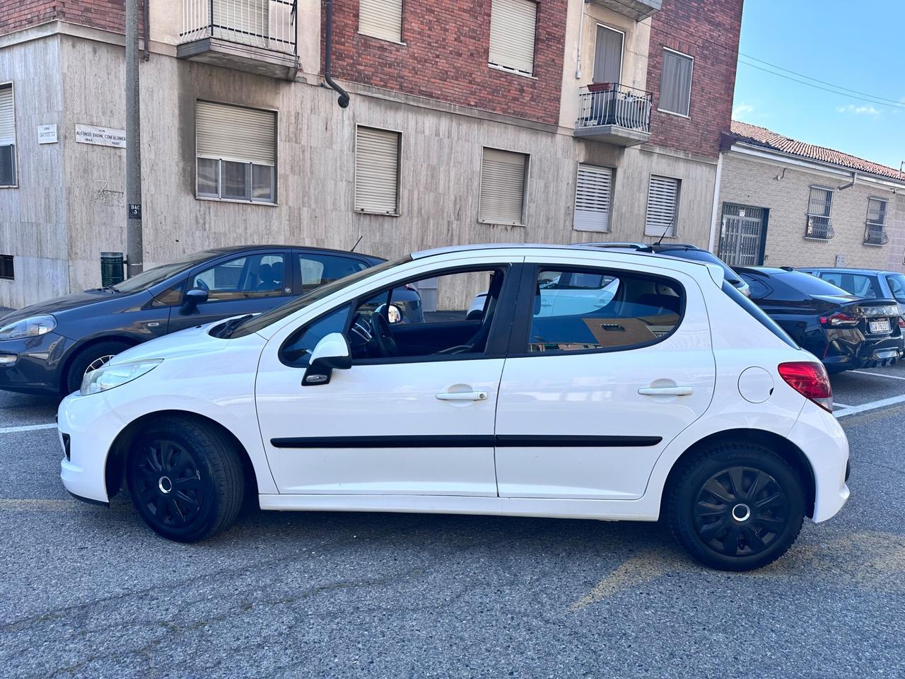 Peugeot 207 1.4 8V 75CV 5p. Energie Sport ECO GPL