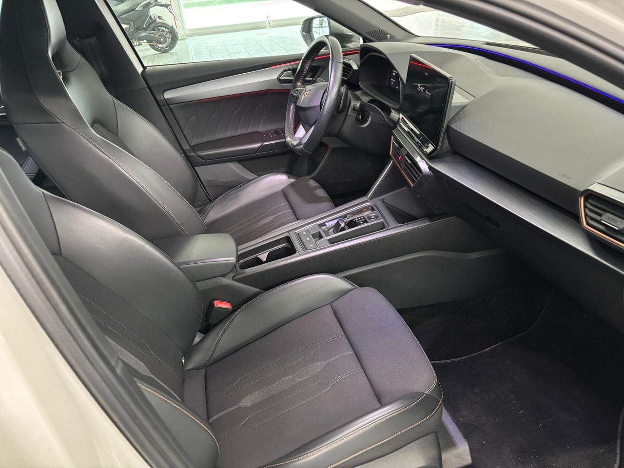 Cupra Leon 1.5 Hybrid 150 CV DSG