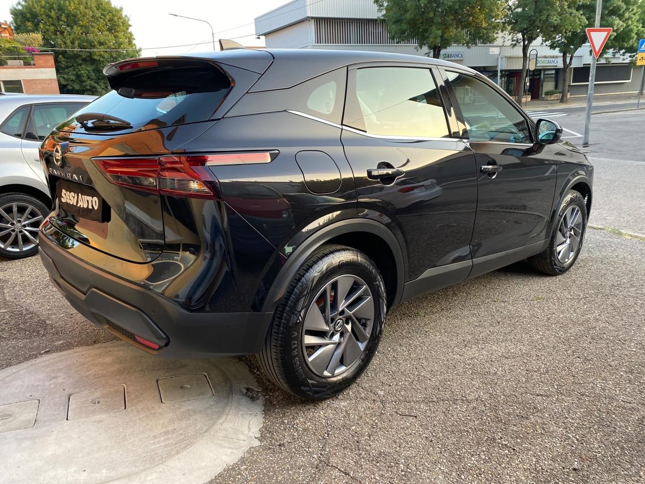 Nissan Qashqai 1.3 MHEV 140 CV Acenta Hybrid NEOPATENTATI!!!