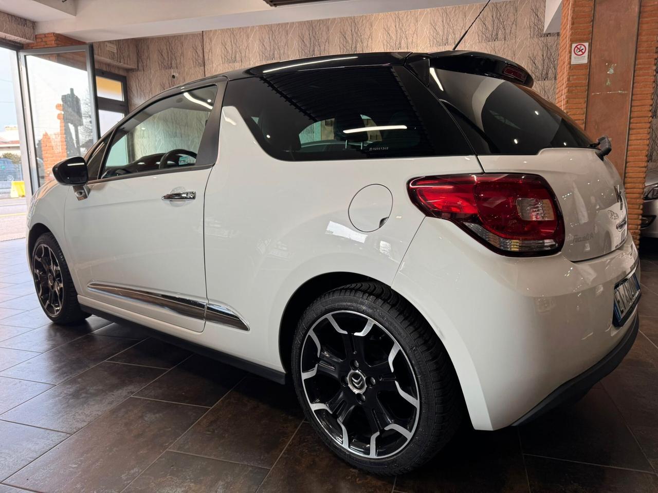 Ds DS3 3 1.2 VTi 82 So Chic