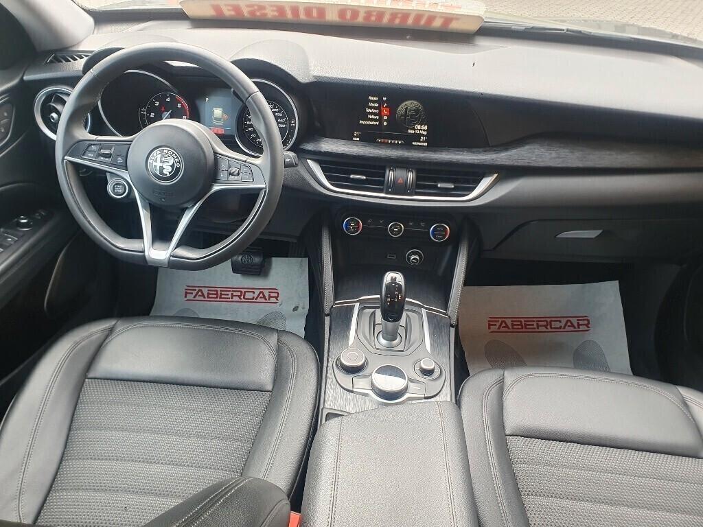 Alfa Romeo Stelvio 2.2 Turbodiesel 190 CV AT8 Q4 Executive Pompa olio nuova