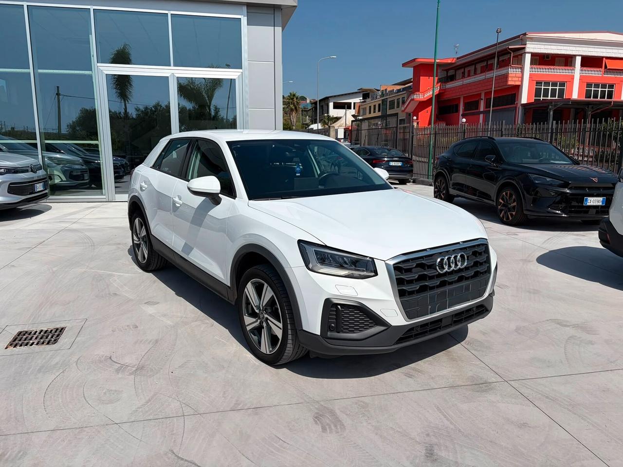 Audi Q2 30 TFSI Business