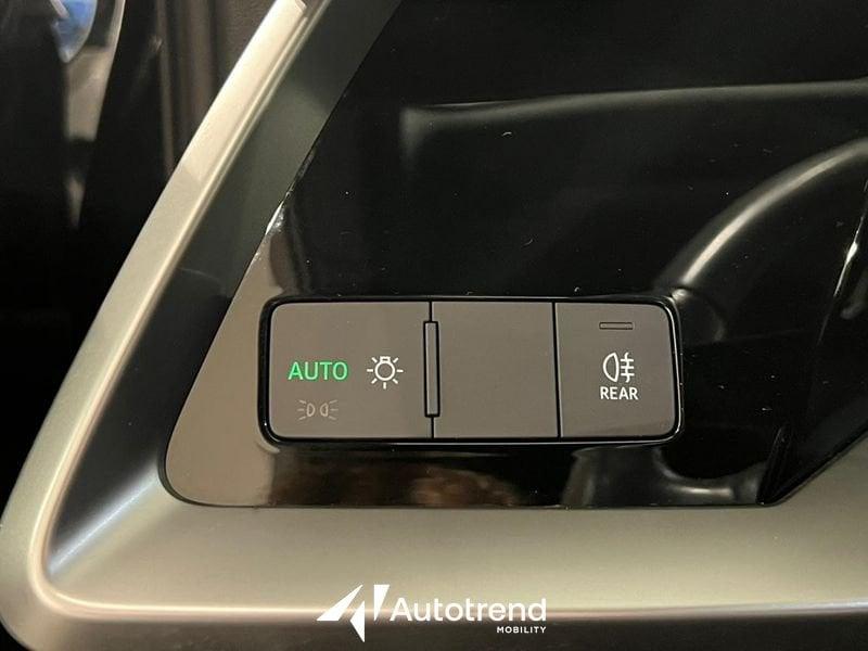 Audi A3 Sportback 30 g-tron 130 CV Automatica S tronic Business Advanced