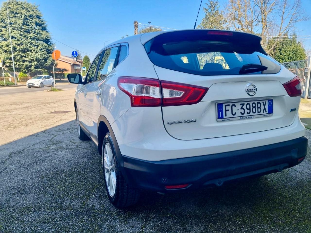 Nissan Qashqai 1.5 dCi N-Connecta