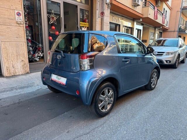 Toyota iQ 1.0 High Collection - Cambio Automatico