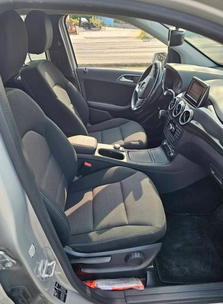 Mercedes-benz B 180 d Automatic Premium