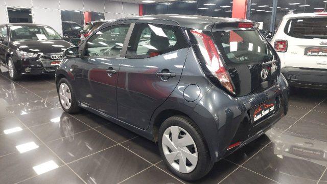 TOYOTA Aygo 1.0 VVT-i 69 CV 5 porte x-wave MMT