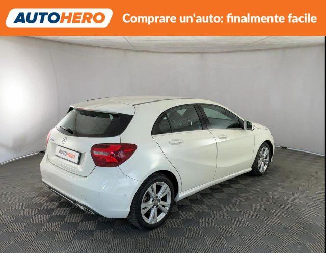 MERCEDES-BENZ A 200 d Sport