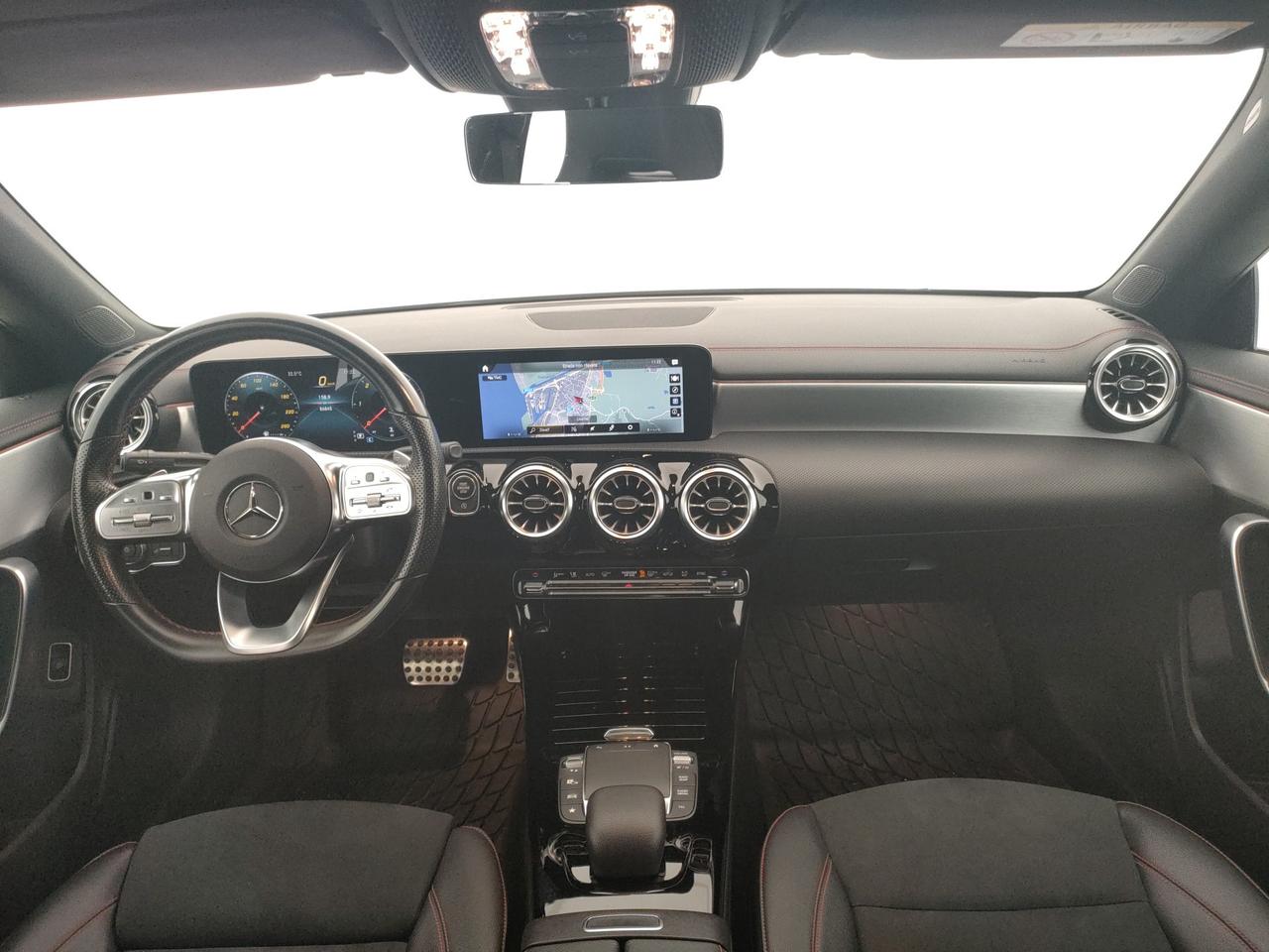 Mercedes-Benz CLA Coupe - C118 - CLA Coupe 200 d Premium auto