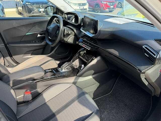 Peugeot 2008 BlueHDi 130 S&S EAT8 Allure Pack