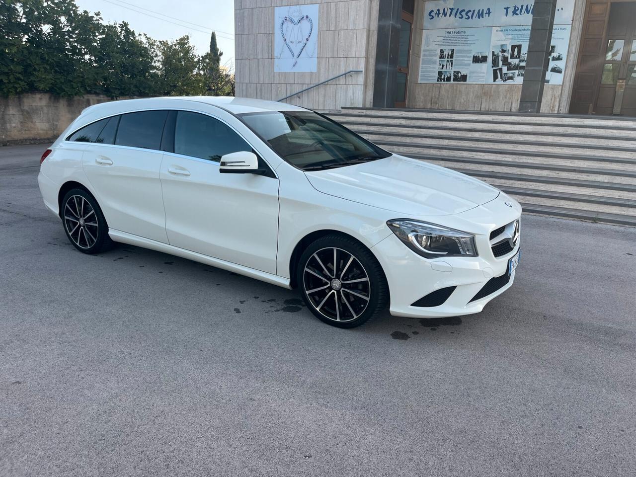 Mercedes-benz CLA 200 CDI Automatic Sport Km 100.00