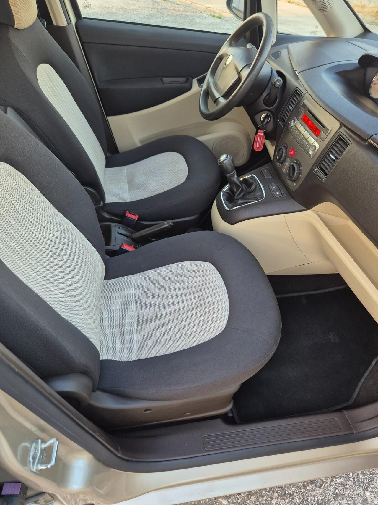 Lancia MUSA 1.3 Multijet 16V 90 CV Platino Plus