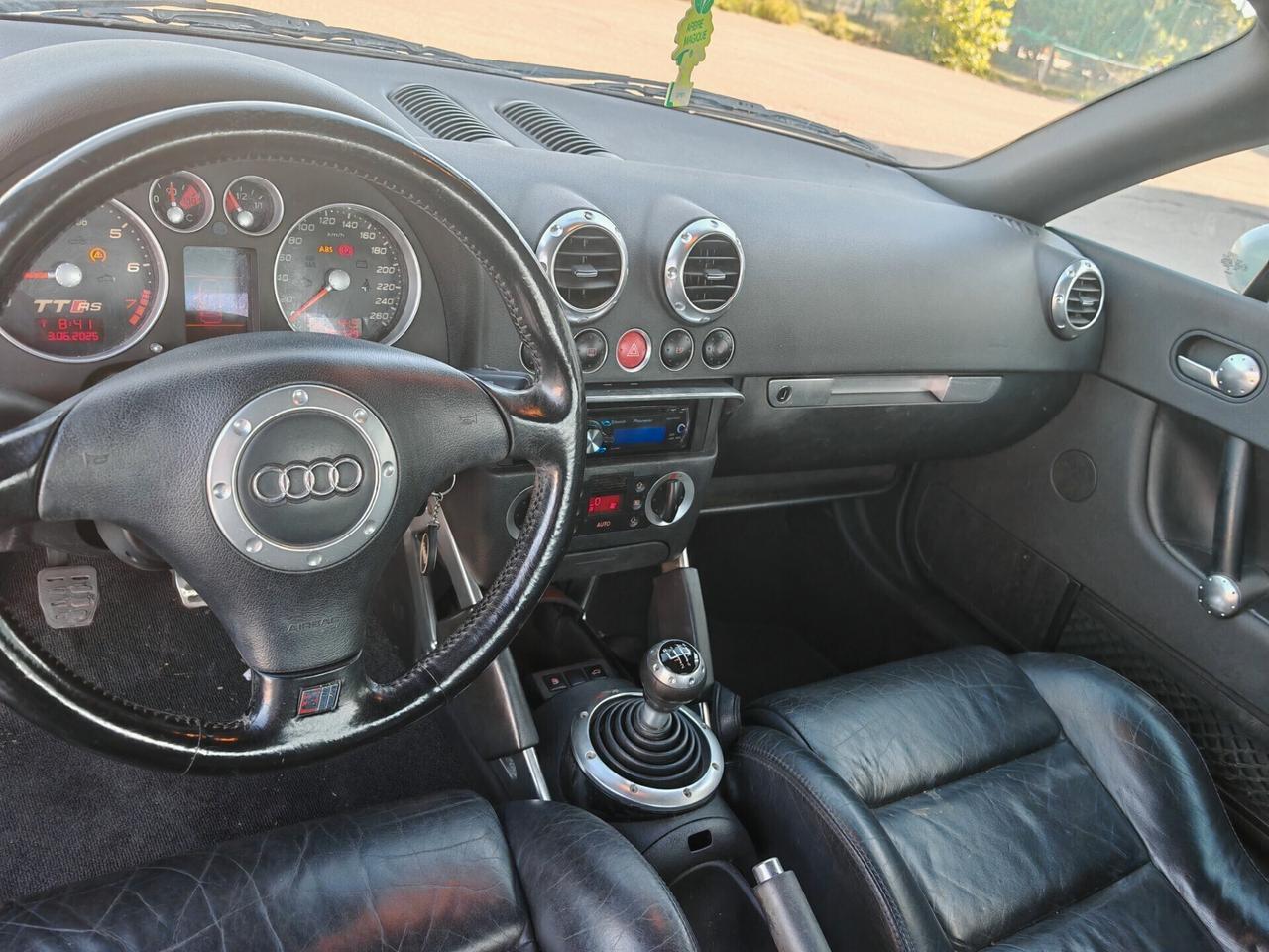 Audi TT 1.8 20V 180CV IMMATRICOLAZIONE COMPRESA PREZZO NON TRATTABILE .