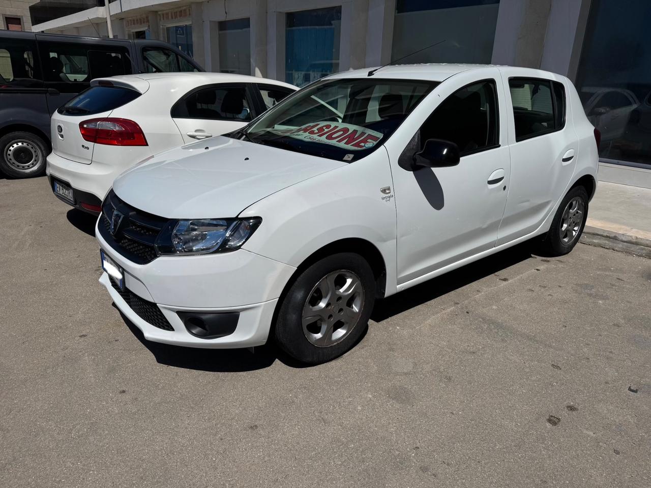 Dacia Sandero 1.2 GPL 75CV