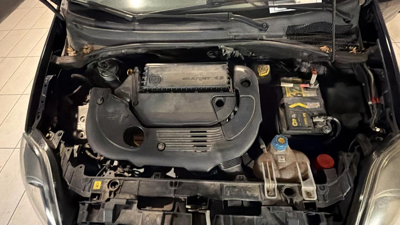 FIAT GRANDE PUNTO DEL 2014 1300 MULTIJET A CATENA