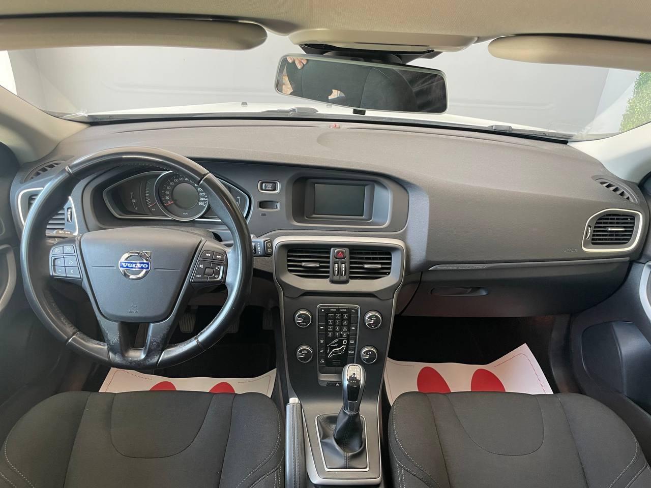 Volvo V40 Cross Country - Gancio Traino