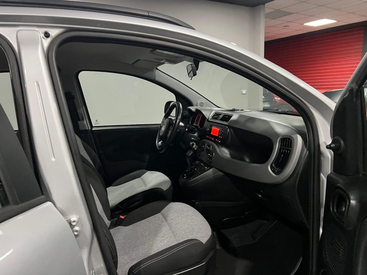 Fiat New Panda 0.9 TwinAir Turbo S&S Lounge Dual logic