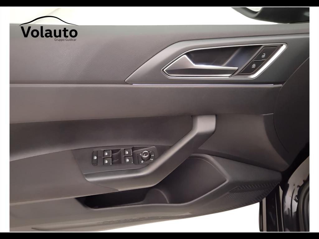 VOLKSWAGEN Taigo - Taigo 1.0 tsi R-Line 115cv