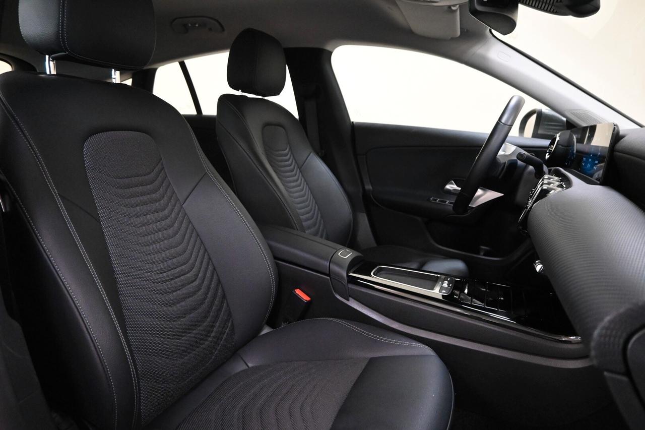 MERCEDES CLA S.Brake (X118) CLA 180 d Automati...