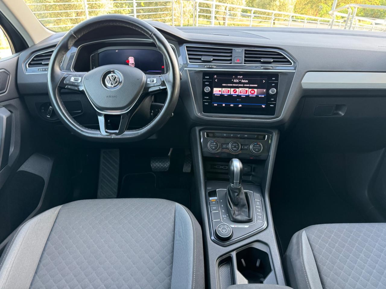 Volkswagen Tiguan 2.0 TDI 150cv R-LINE SCR DSG Advanced BlueMotion Technology