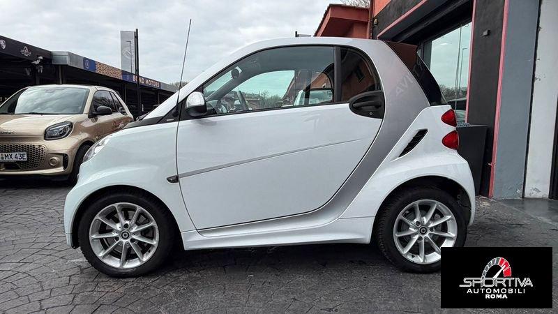smart fortwo UNICO PROPRIETARIO ITALIANA 68000 KM !!!!fortwo 1000 52 kW MHD coupé passion