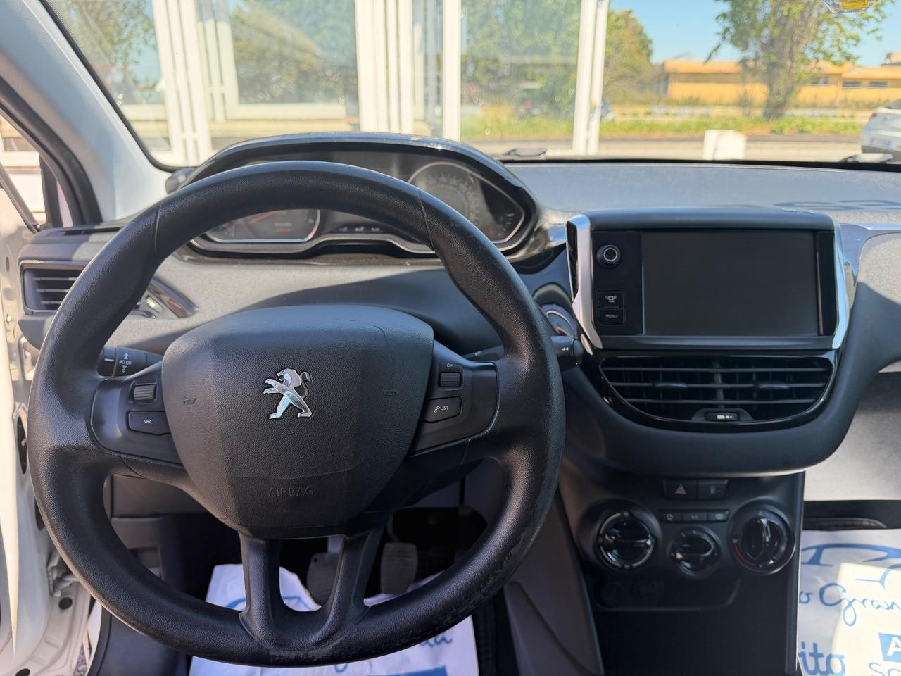 Peugeot 208 1.4 HDi DIESEL 2014