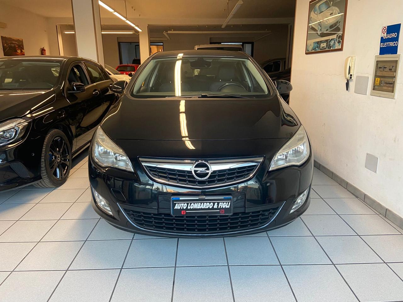 Opel Astra 1.7 CDTI 125CV 5 porte Elective
