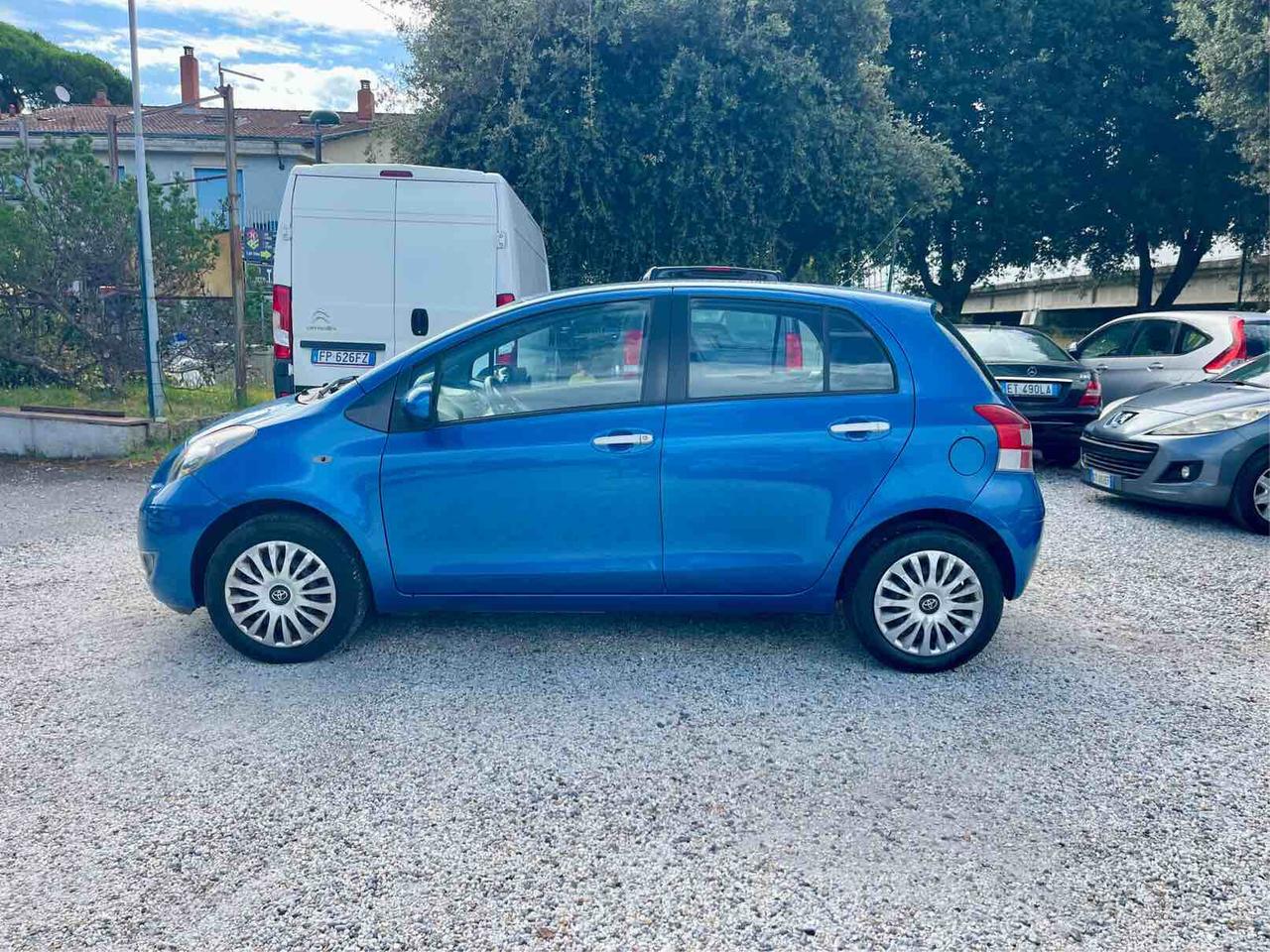 TOYOTA YARIS - 1.0 - PER NEOPATENTATI