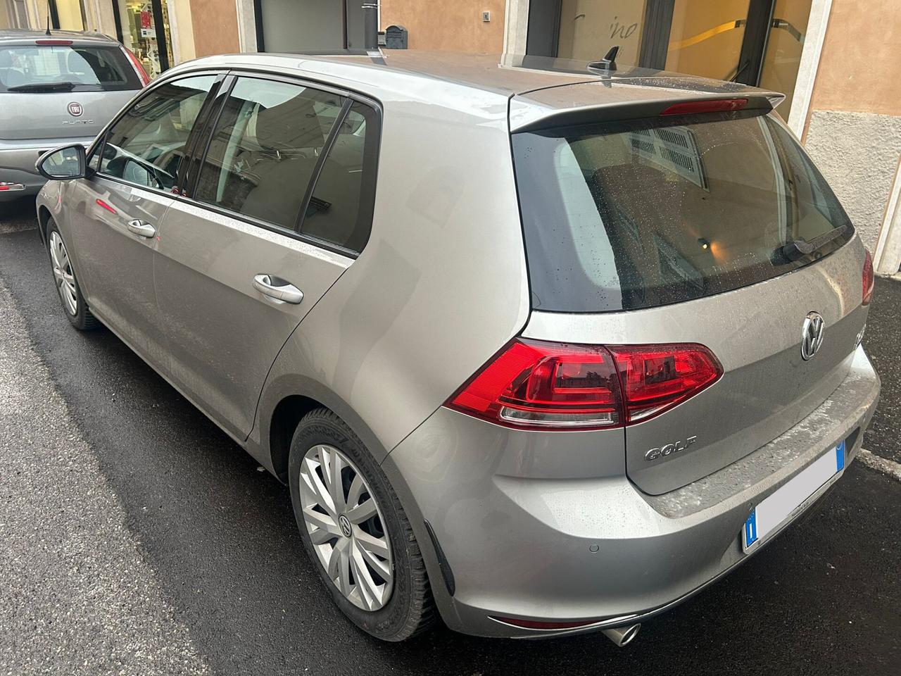 Volkswagen Golf 5p 1.6 tdi 110cv - ANCHE PER NEOPATENTATI