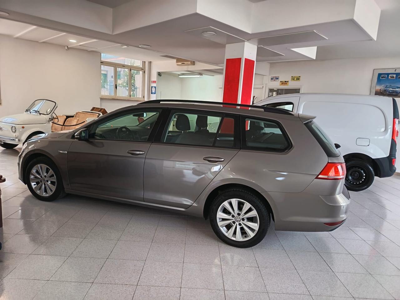 Volkswagen Golf Variant 1.4 TGI DSG Executive BlueMotion
