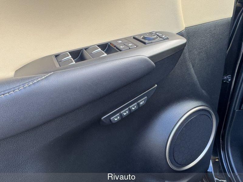 Lexus NX NX Hybrid 4WD Luxury