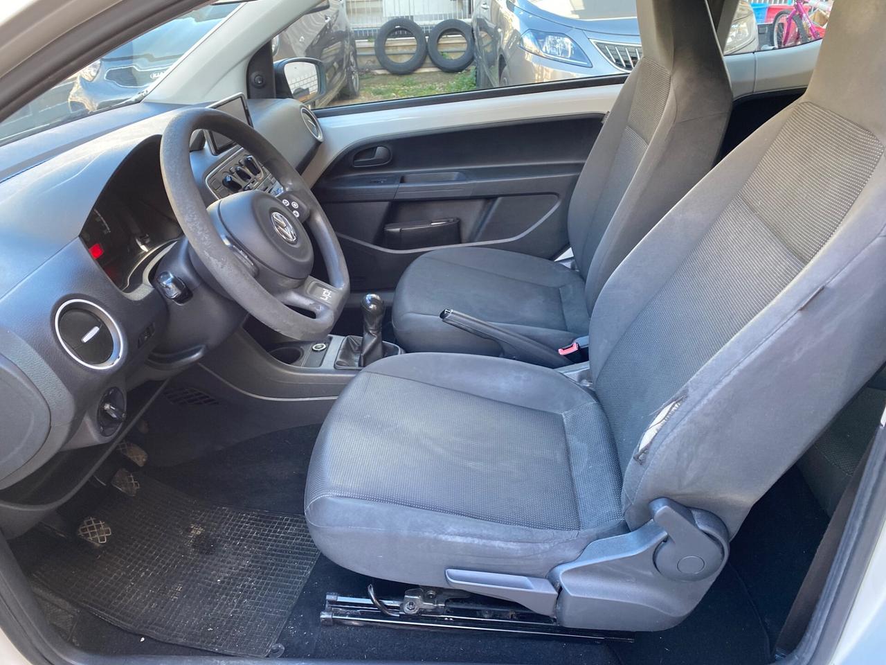 Volkswagen up! 1.0 3p. take