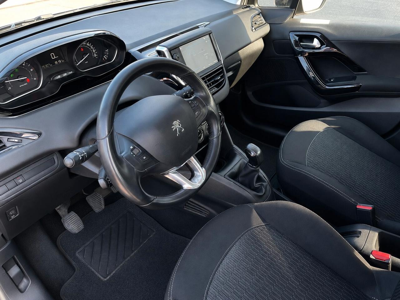 PEUGEOT 208 1.6 HDI In arrivo