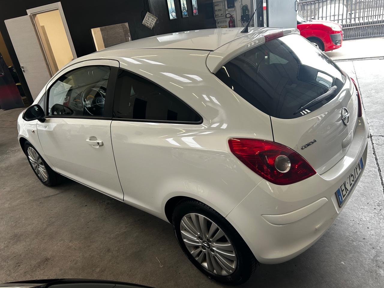 Opel Corsa 1300 CDTI 75 cv neopatentati